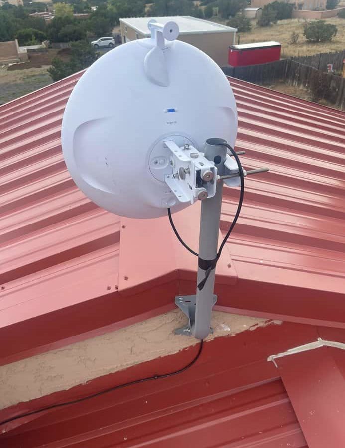 Gigawireless antennae for 1000Mbps high speed wireless internet service